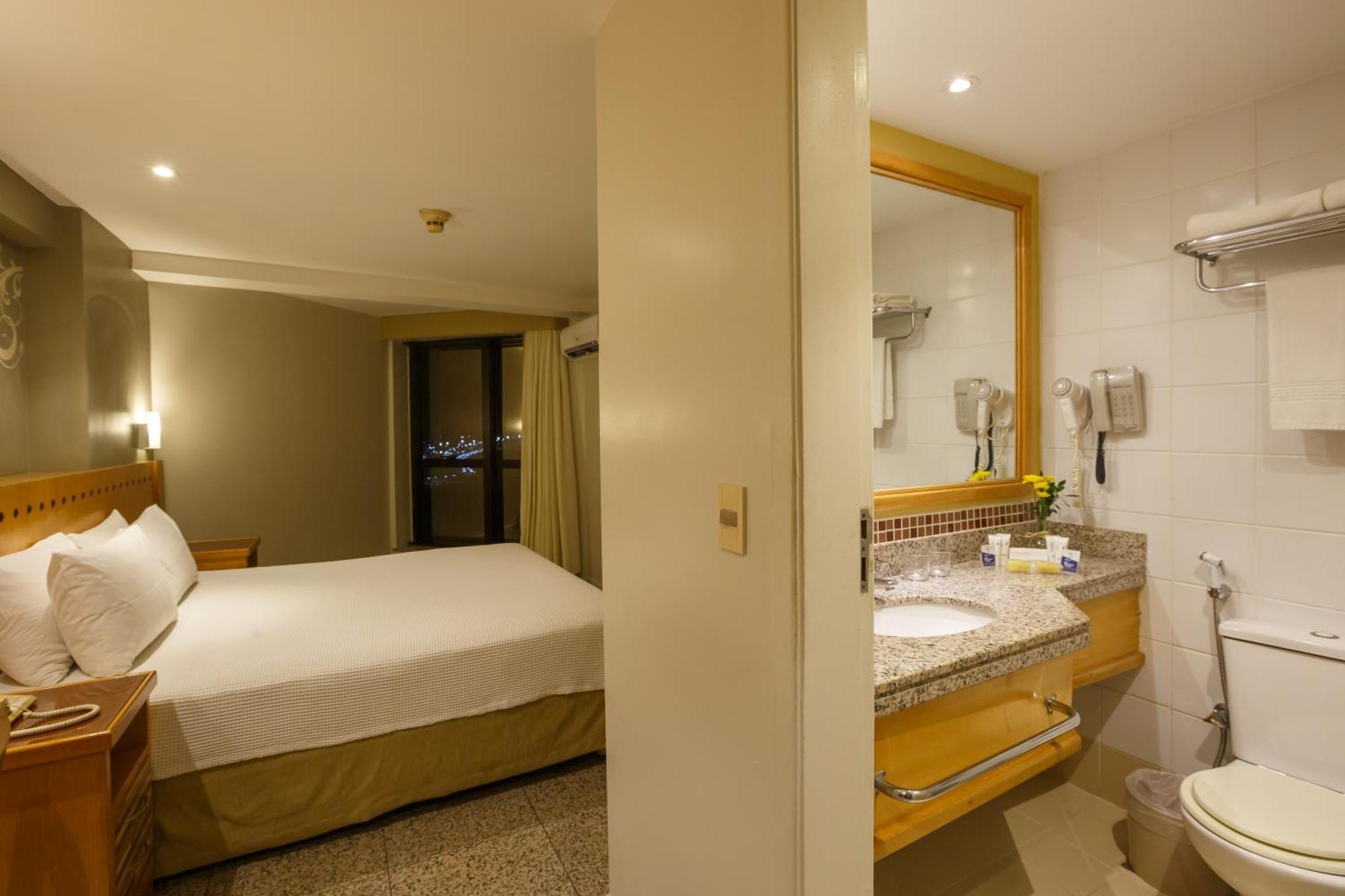 Quarto Duplo Standard